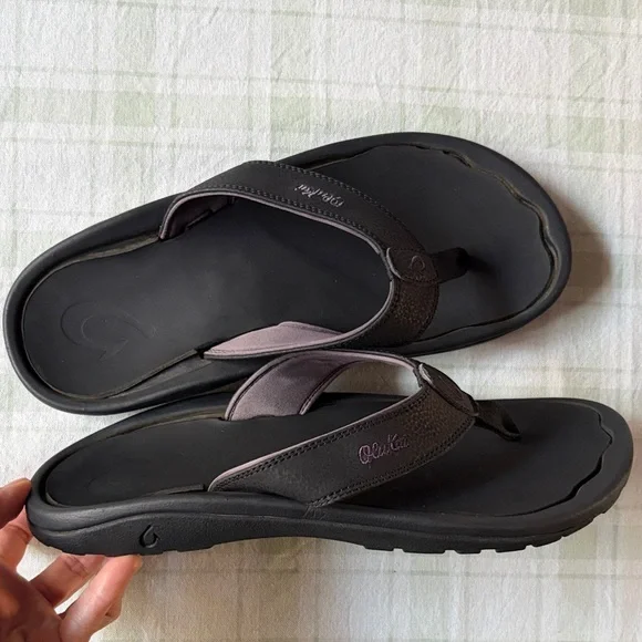 OluKai Ohana Black and Dark Brown Sandals - Picture 2 of 6